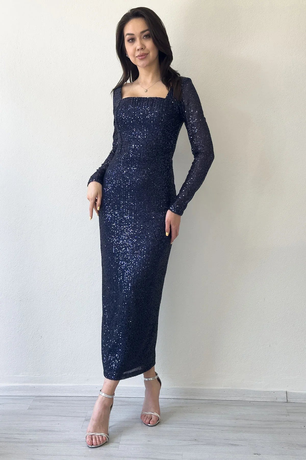 Lacivert Kare Yaka Pul Payet Abiye Elbise