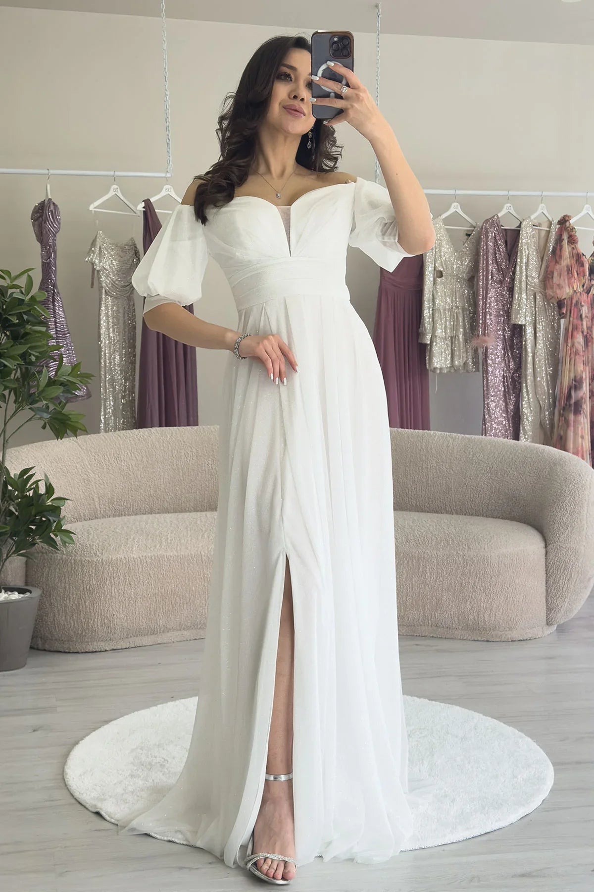 Kadın Beyaz Kısa Kol Drapeli Abiye Elbise