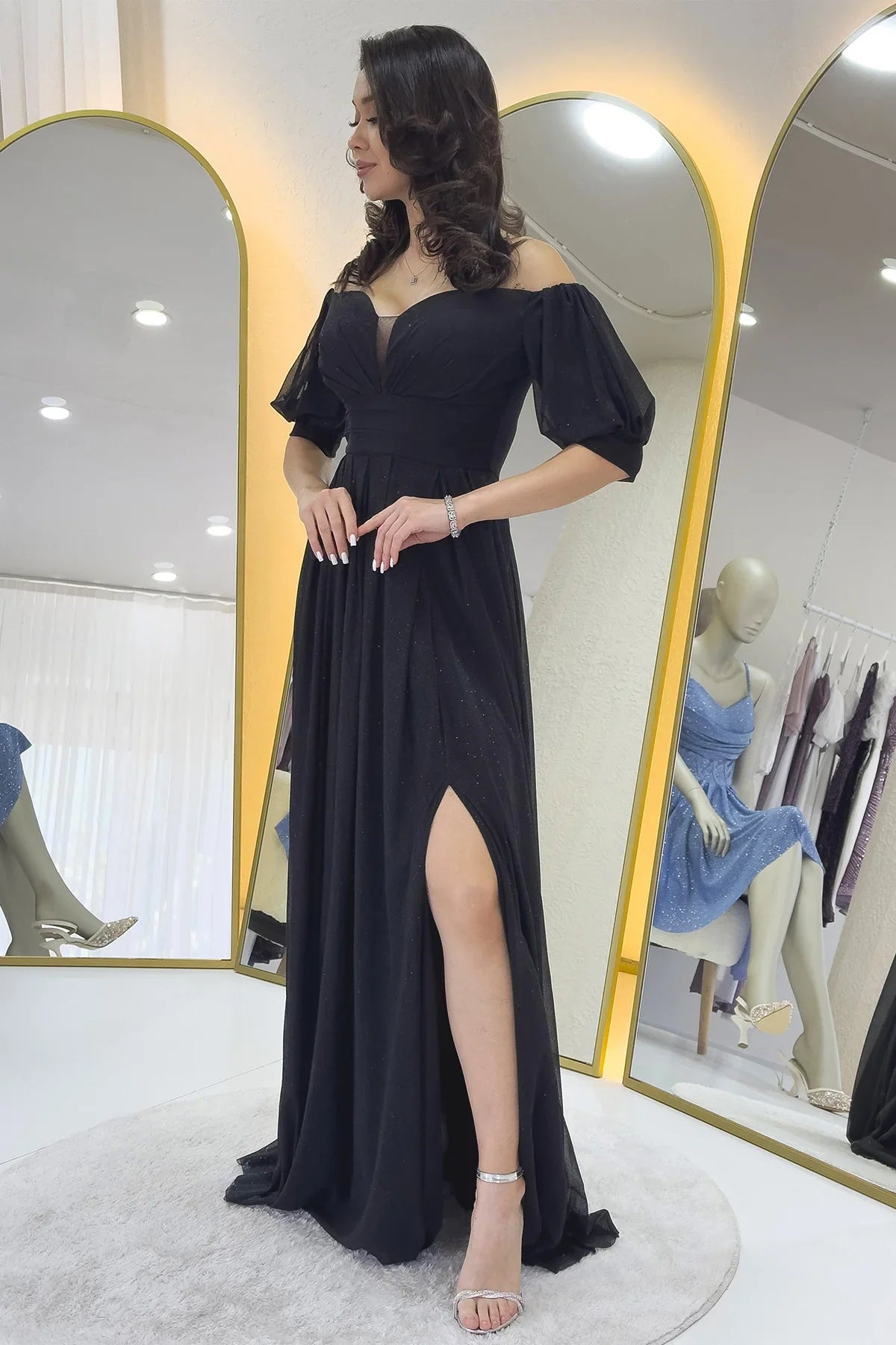 Kadın Siyah Kısa Kol Drapeli Abiye Elbise