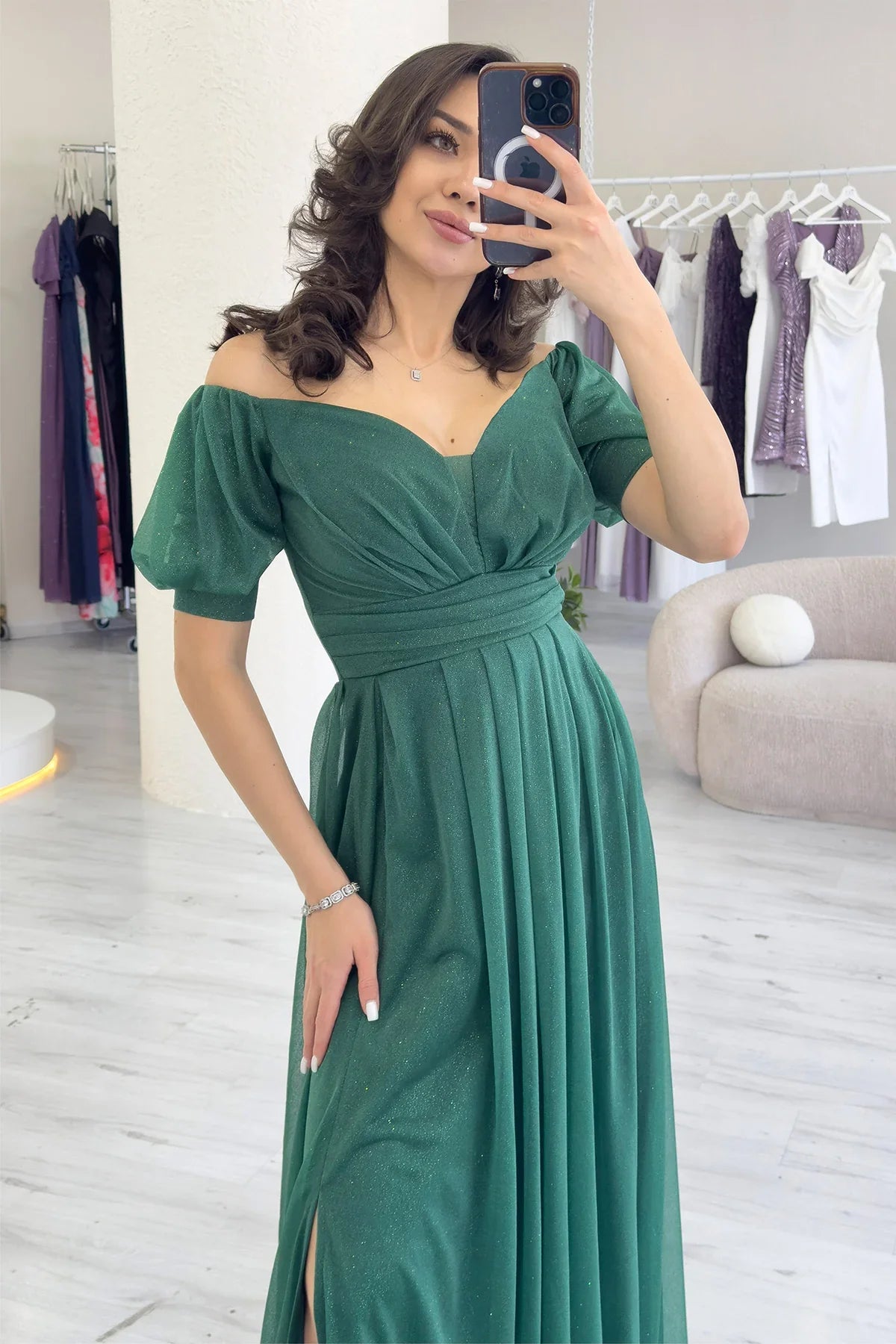 Kadın Zümrüt Yeşil Kısa Kol Drapeli Abiye Elbise