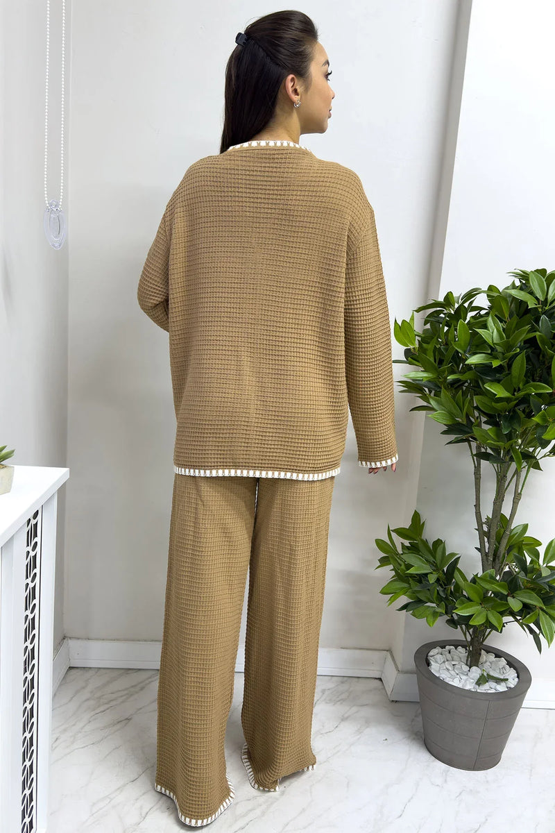 Kadın Kroşetalı Tabi Triko Pantolon Hırka Takım