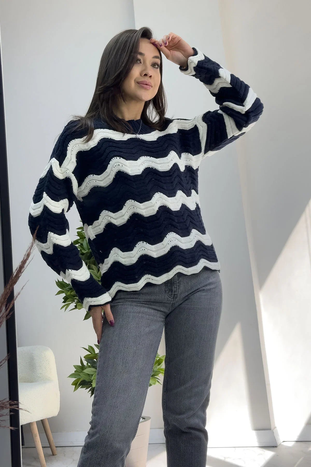 Kadın Lacivert Beyaz Dalga Desen Triko Kazak