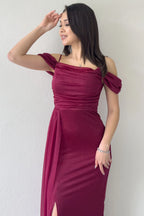 Bordo Askılı Düşük Omuz Yırtmaç Detay Abiye Elbise
