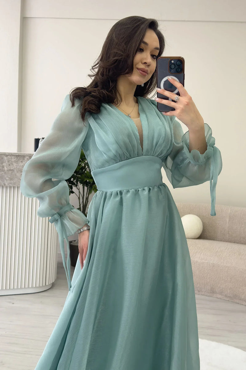 Asimetrik Etek Su Yeşili Karpuz Kol Prenses V Yaka Abiye Elbise
