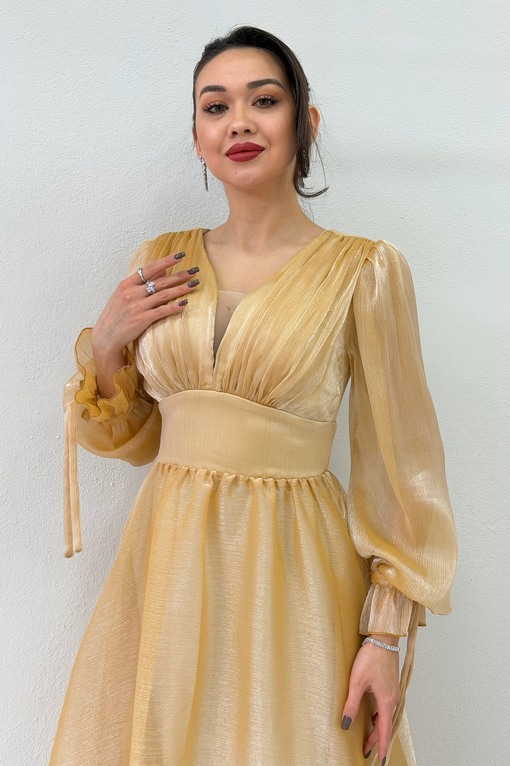 Asimetrik Etek Gold Karpuz Kol Prenses V Yaka Abiye Elbise