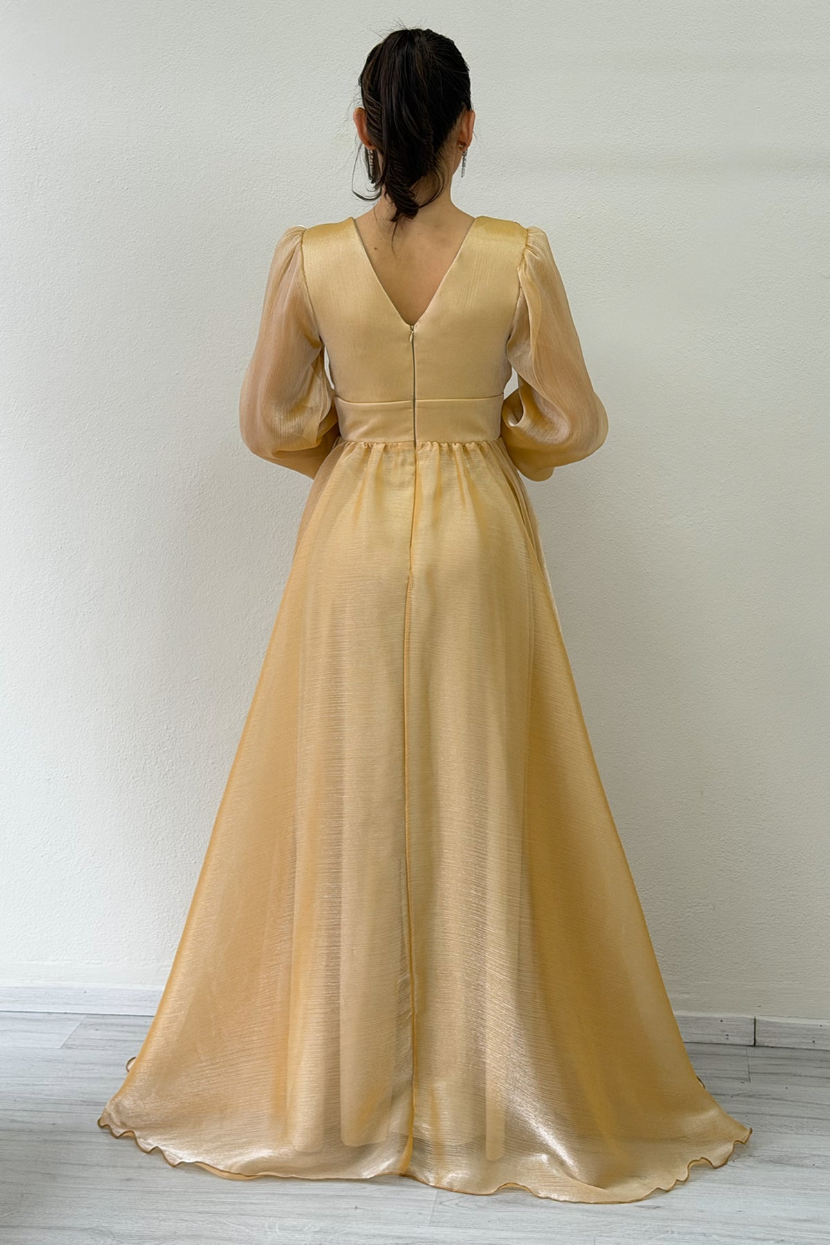 Asimetrik Etek Gold Karpuz Kol Prenses V Yaka Abiye Elbise