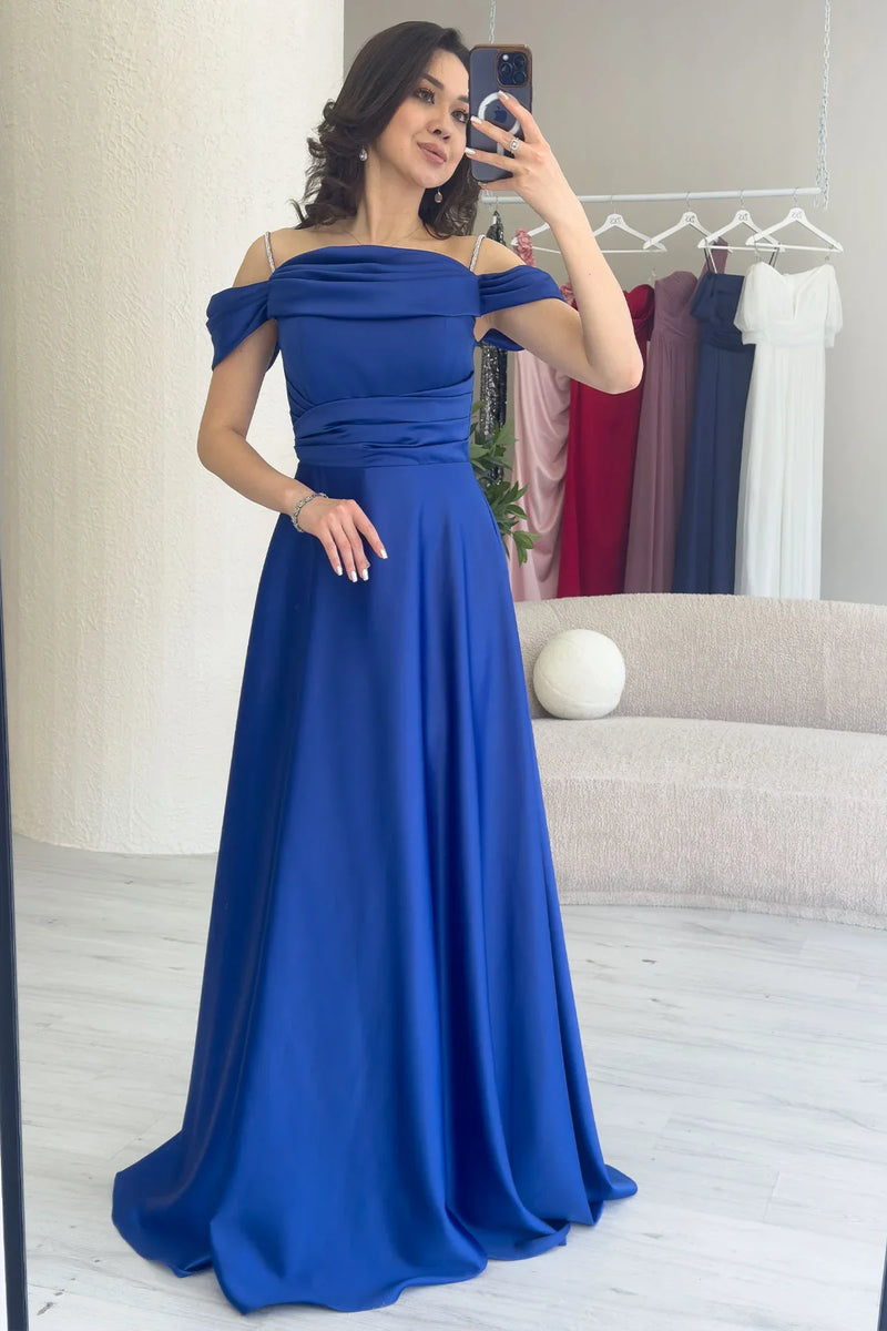 Saks Mavisi Taş Askılı Düşük Omuz Saten Yırtmaçlı Abiye Elbise