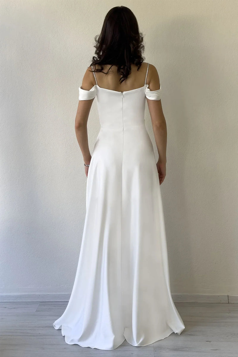 Beyaz Taş Askılı Düşük Omuz Saten Yırtmaçlı Abiye Elbise