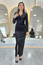 Kadın Siyah Gold Desenli Drapeli Kadife Midi Boy Kalem Elbise