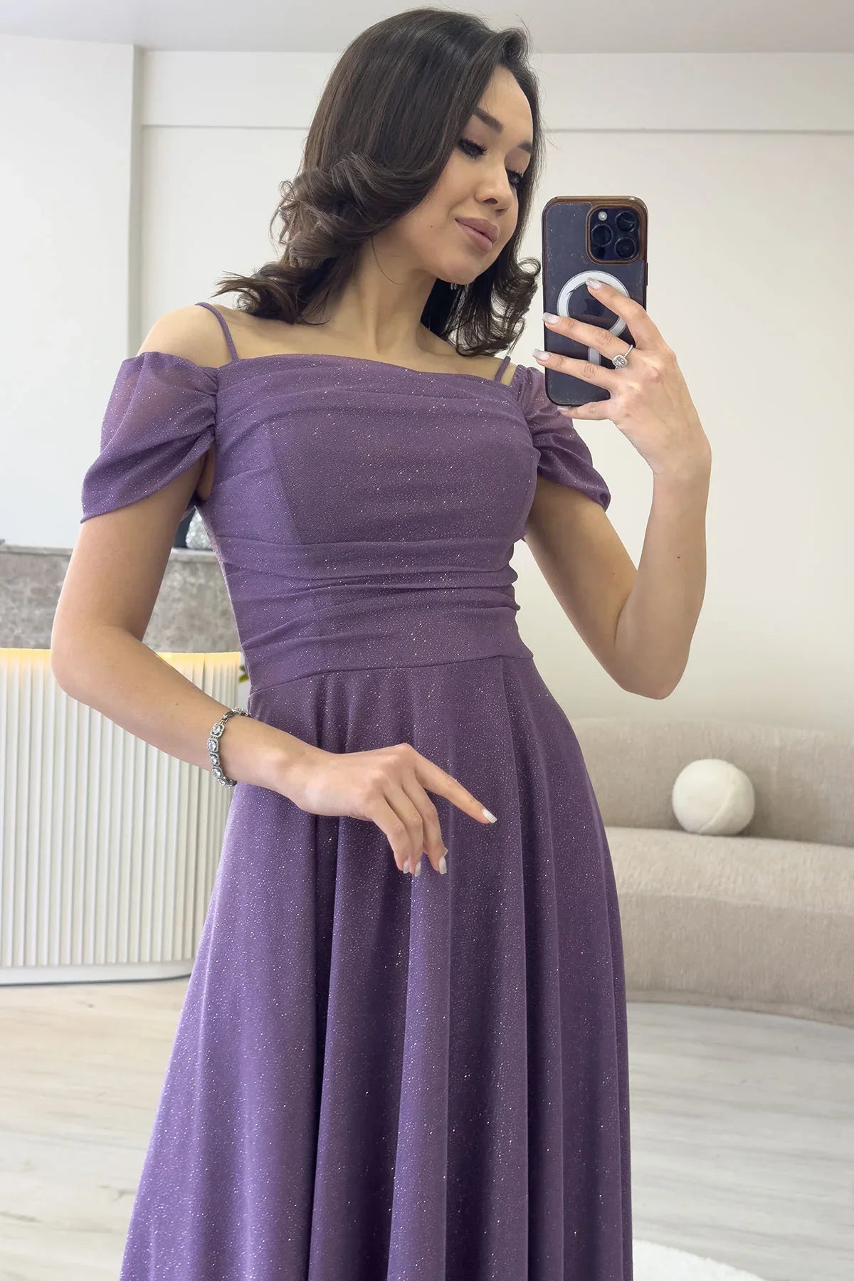 Kadın Lila Midi Boy Kloş Askılı Düşük Omuz Abiye Elbise