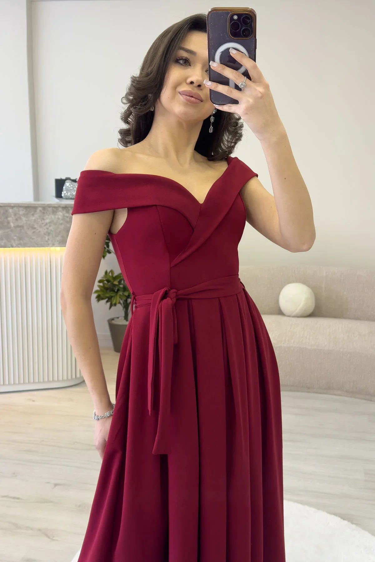 Kadın Bordo Kalp Yaka Kuşaklı Midi Boy Elbise
