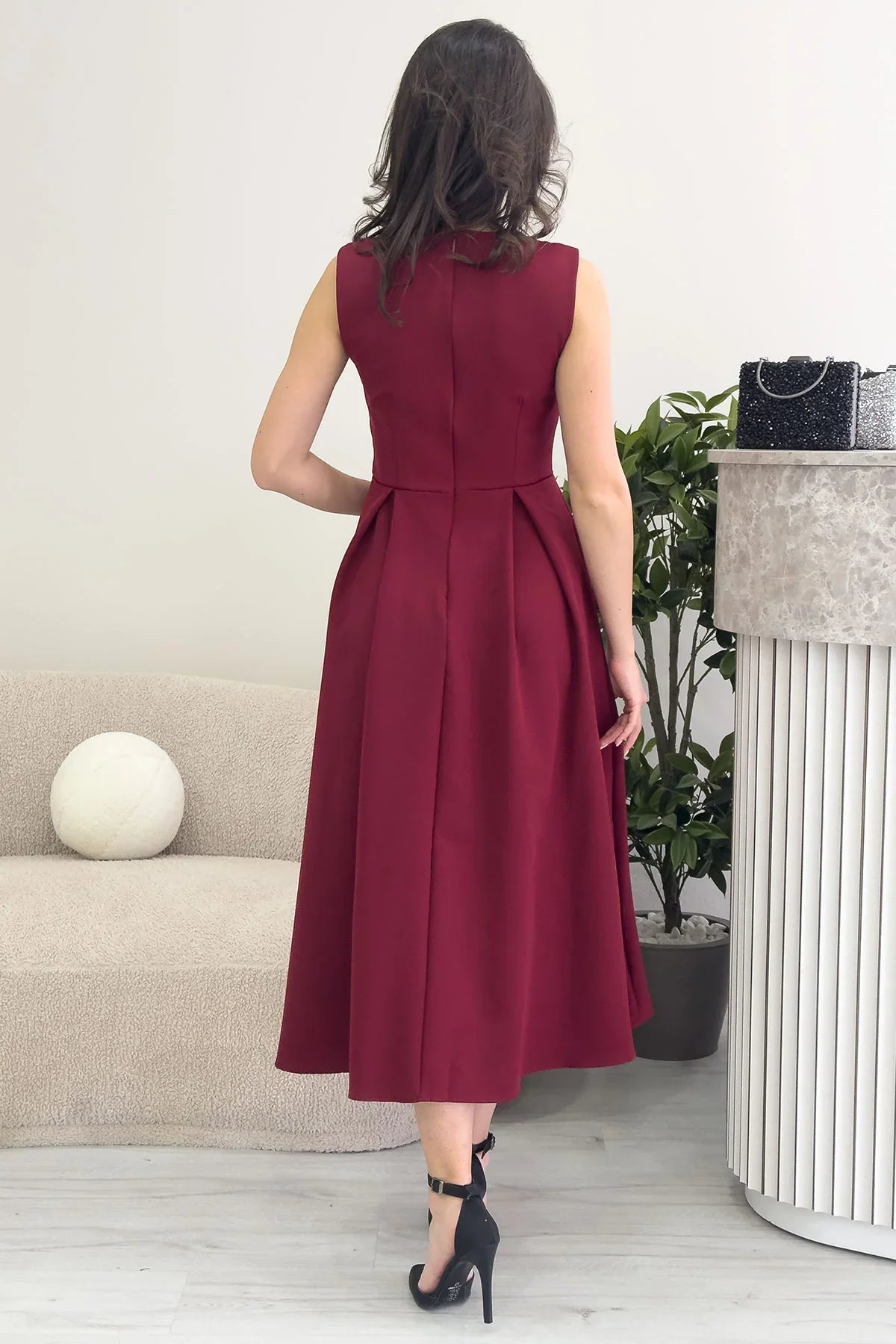Kadın Bordo V Yaka Düğme Detay Piliseli Midi Boy Elbise