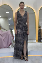 Kadın Leopar Kruvaze Yaka Payet Tasarım Sıfır Kol Yırtmaçlı Balık Abiye Elbise