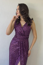 Kadın Mürdüm Kruvaze Yaka Payet Tasarım Sıfır Kol Yırtmaçlı Balık Abiye Elbise