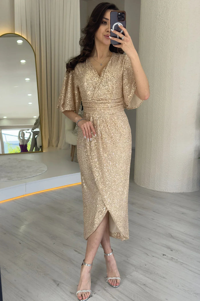 Gold Kruvaze Yaka Payet Tasarım Yarım Kol Midi Boy Büyük Beden Abiye Elbise