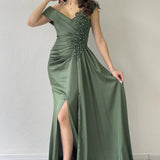 Haki Taş İşlemeli Büzgülü Saten Yırtmaçlı Abiye Elbise