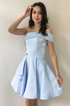Bebe Mavisi Tek Omuz Taş Detay Mini Kloş Saten Abiye Elbise