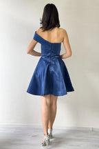 Lacivert Tek Omuz Taş Detay Mini Kloş Saten Abiye Elbise