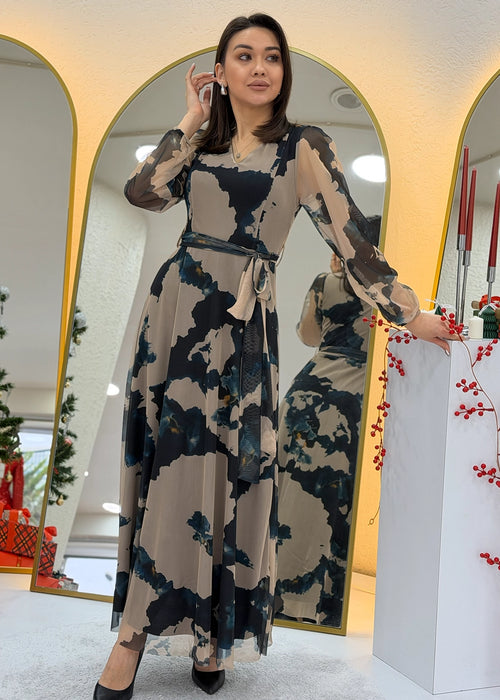 Kadın Bej V yaka Kuşaklı Batik Desen Tül Midi Boy Büyük Beden Elbise