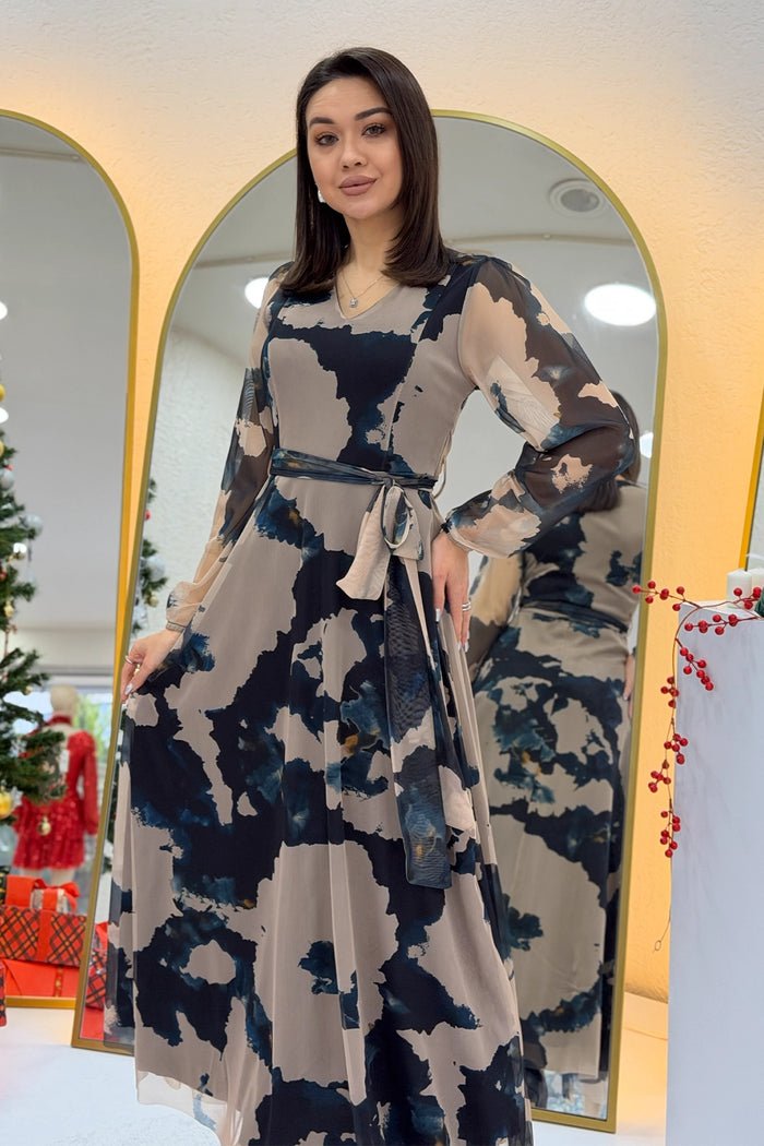 Kadın Bej V yaka Kuşaklı Batik Desen Tül Midi Boy Büyük Beden Elbise 