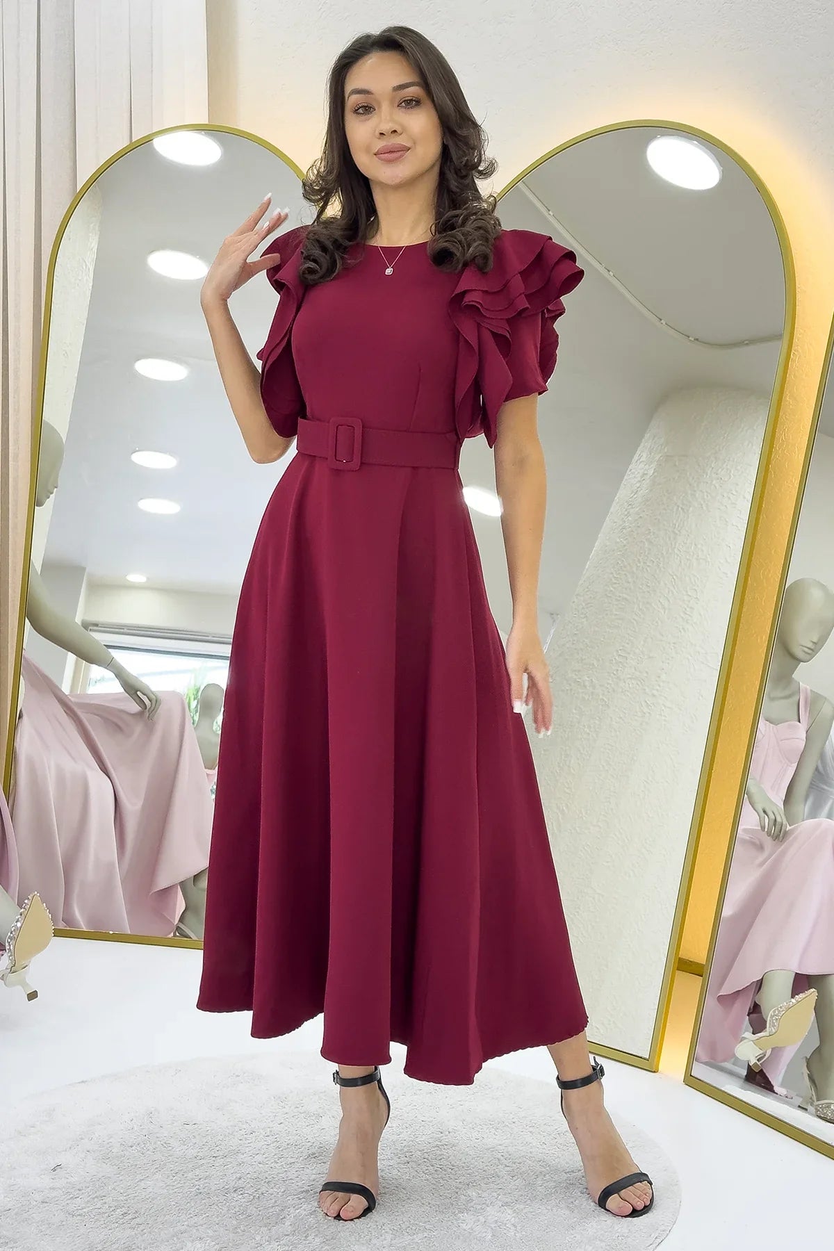 Bordo Omuz Fırfır Detaylı Kemerli Midi Boy Elbise