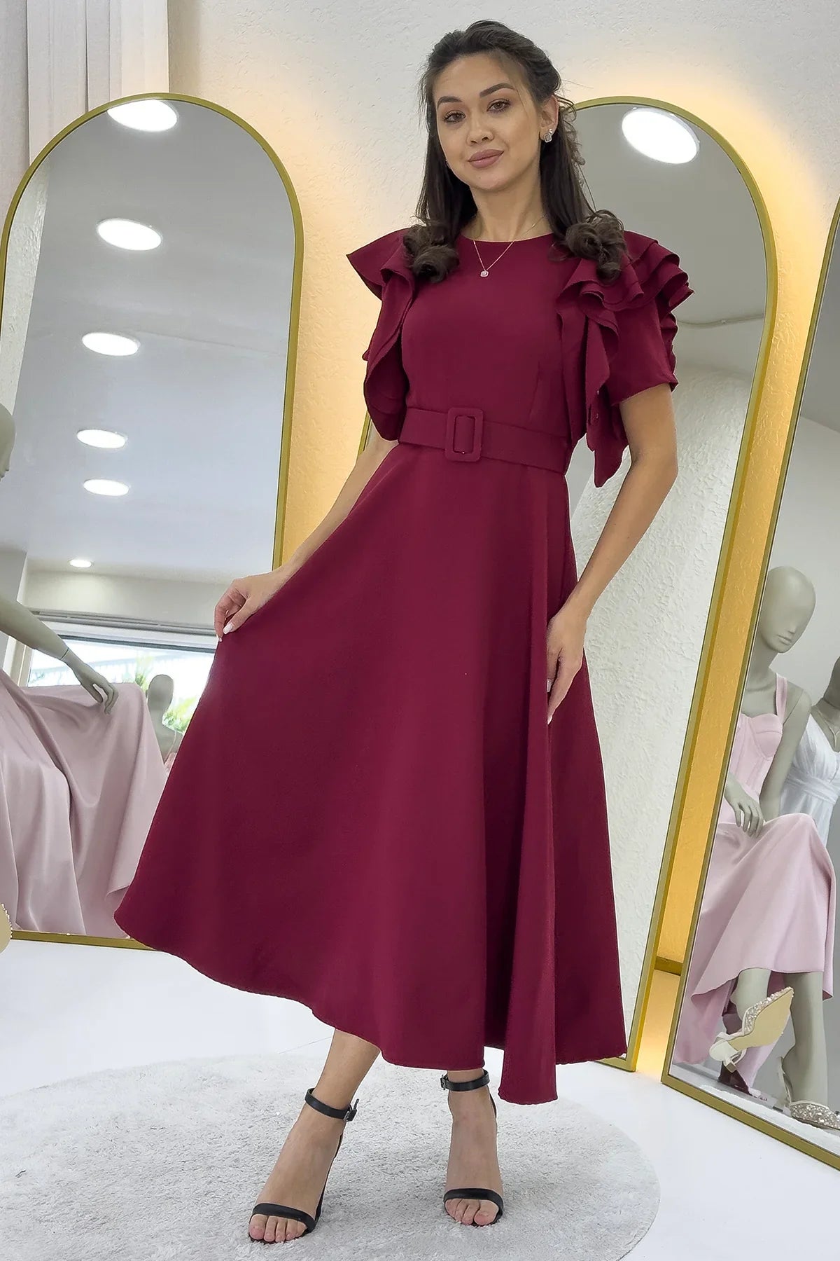 Bordo Omuz Fırfır Detaylı Kemerli Midi Boy Elbise