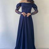 Lacivert Kayık Yaka Dantel Detaylı Düşük Omuz Saten Abiye Elbise