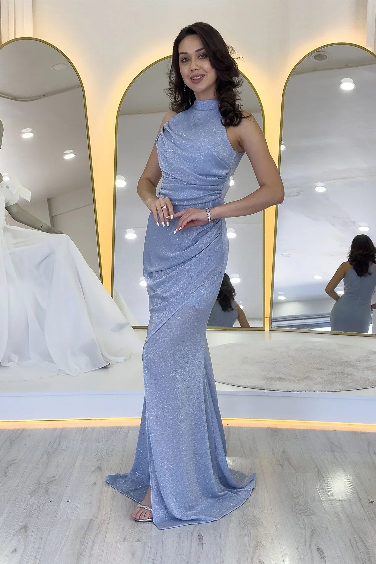 Bebe Mavisi Halter Yaka Simli Drapeli Yırtmaçlı Abiye Elbise 