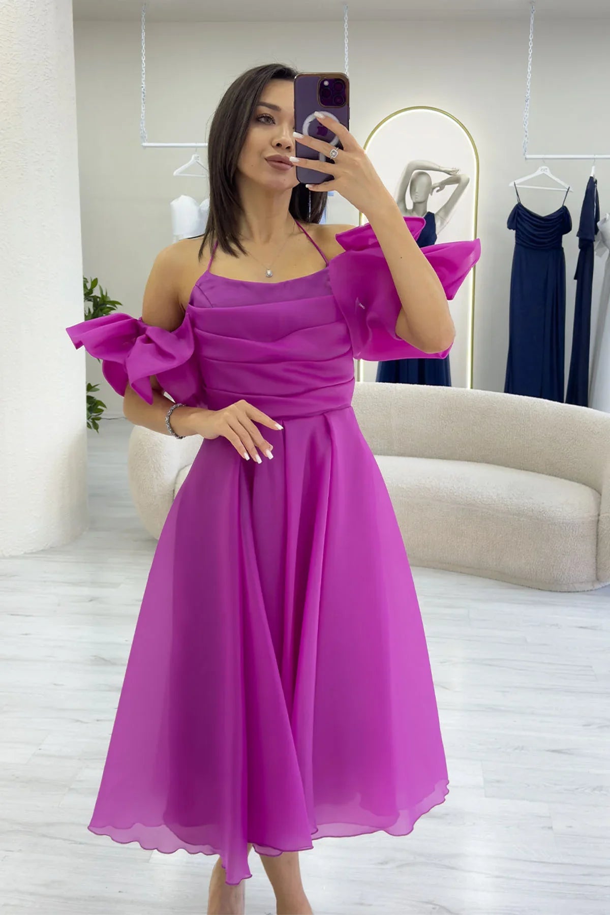 Fuşya Drapeli Boyundan Bağlamalı Fiyonk Kol Detay Kısa Abiye Elbise 