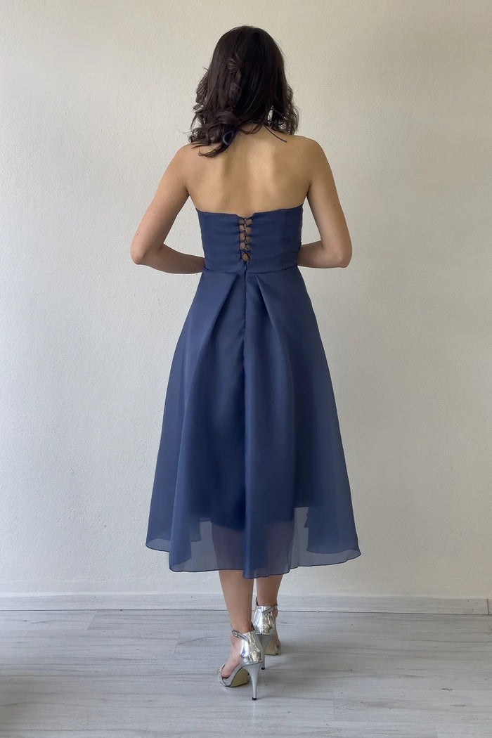 Lacivert Drapeli Boyundan Bağlamalı Fiyonk Kol Detay Kısa Abiye Elbise 