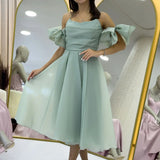 Su Yeşili Drapeli Boyundan Bağlamalı Fiyonk Kol Detay Kısa Abiye Elbise