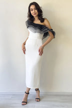 Beyaz Tek Omuz Fırfır Şerit Detaylı Midi Boy Kalem Elbise 