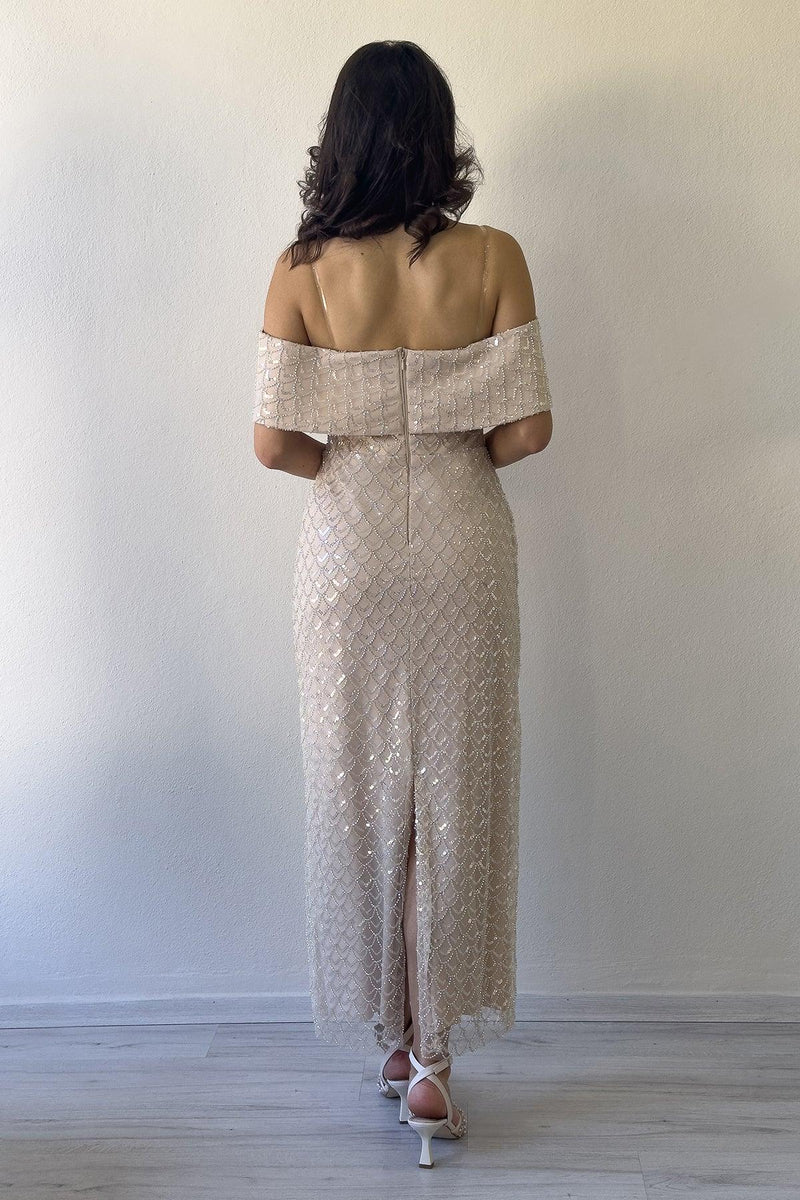 Kadın Bej Düşük Omuz Taş İşleme Detaylı Midi Boy Abiye Elbise