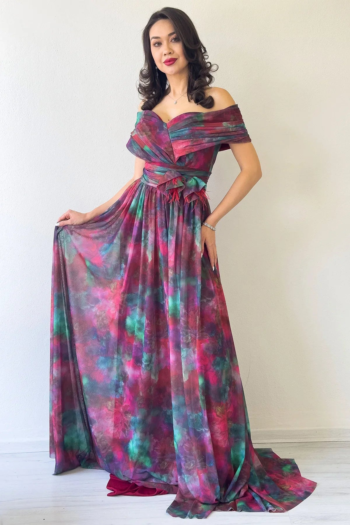 Mürdüm Batik Desenli Madonna Yaka Desenli Tül Abiye Elbise