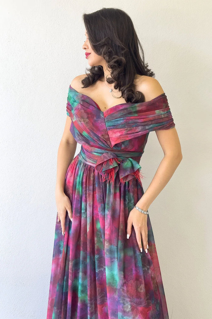 Mürdüm Batik Desenli Madonna Yaka Desenli Tül Abiye Elbise