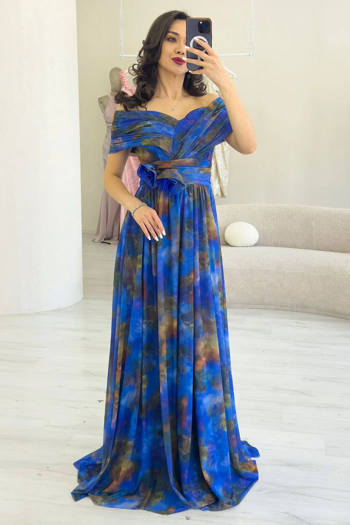 Saks Batik Desenli Madonna Yaka Desenli Tül Abiye Elbise