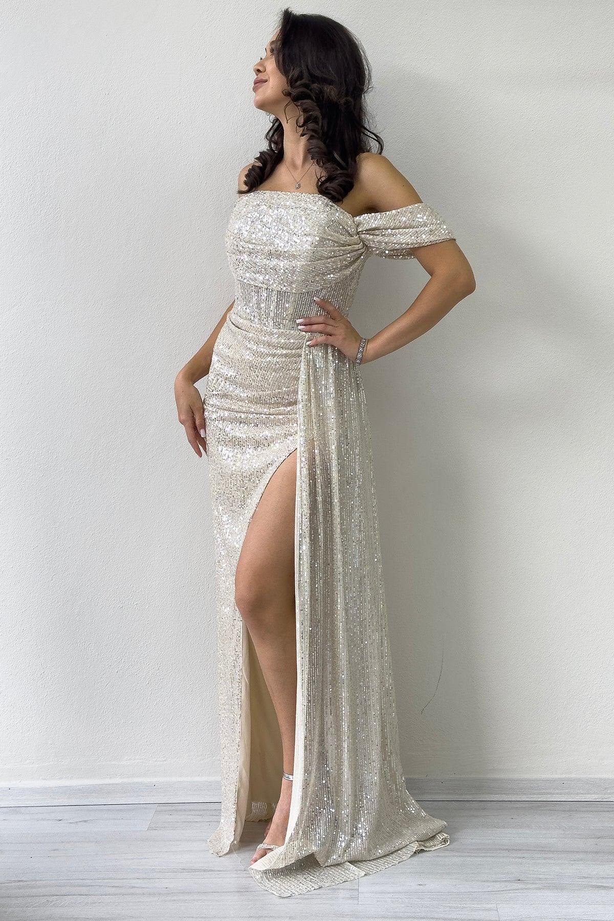 Kadın Düşük Omuz Bej Pul Payet Yırtmaçlı Abiye Elbise 