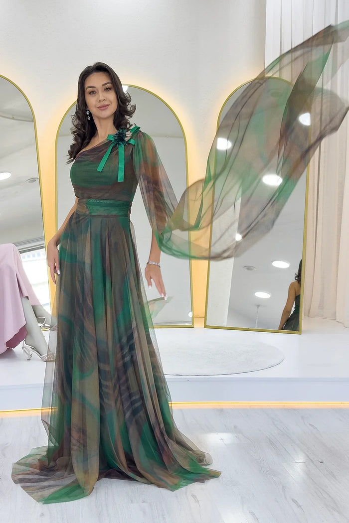 Yeşil Batik Desenli Tek Omuz Tül Detaylı Abiye Elbise 