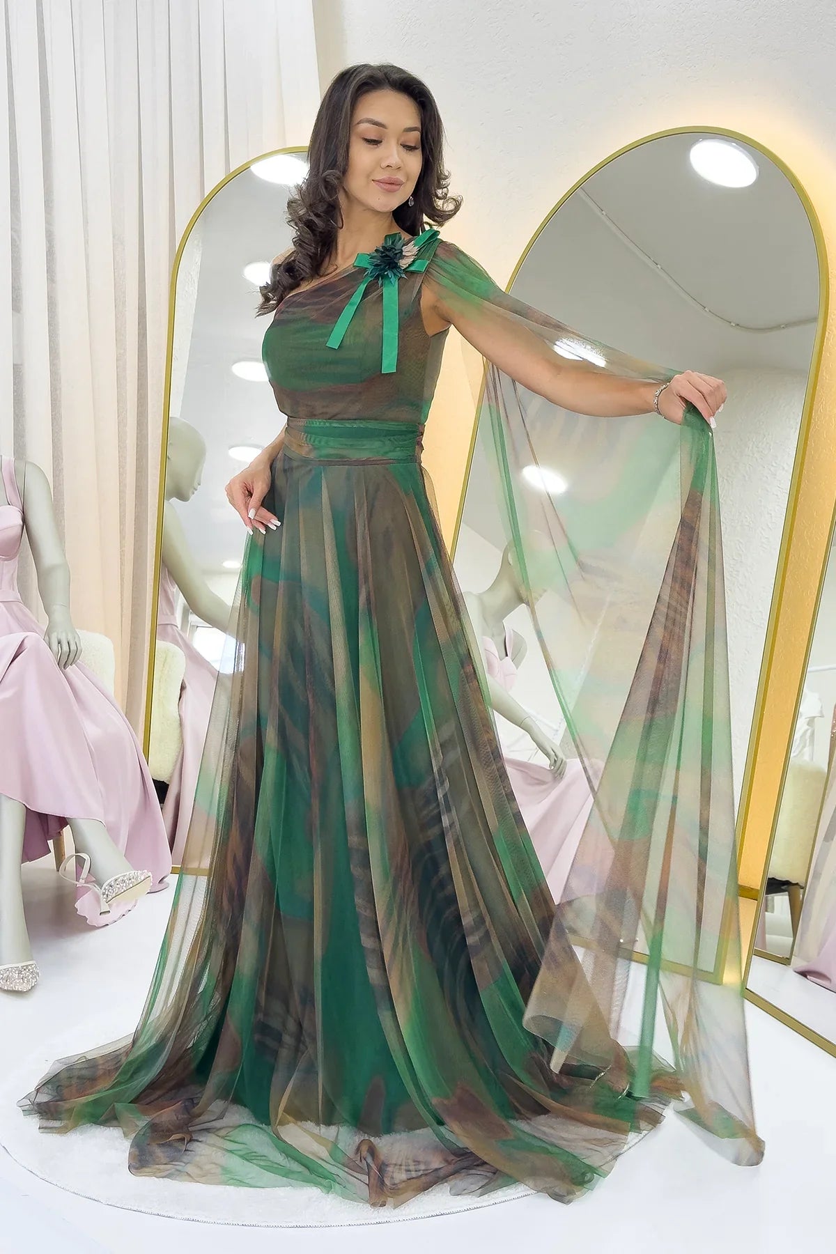 Yeşil Batik Desenli Tek Omuz Tül Detaylı Abiye Elbise 