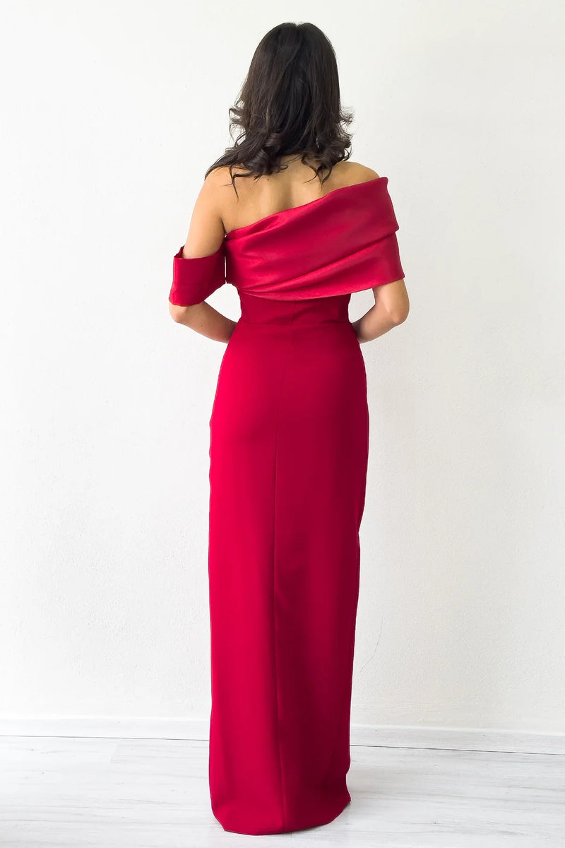 Kırmızı Drape Yaka Düşük Kol Yırtmaçlı Uzun Abiye Elbise