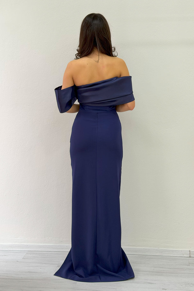 Lacivert Drape Yaka Düşük Kol Yırtmaçlı Uzun Abiye Elbise