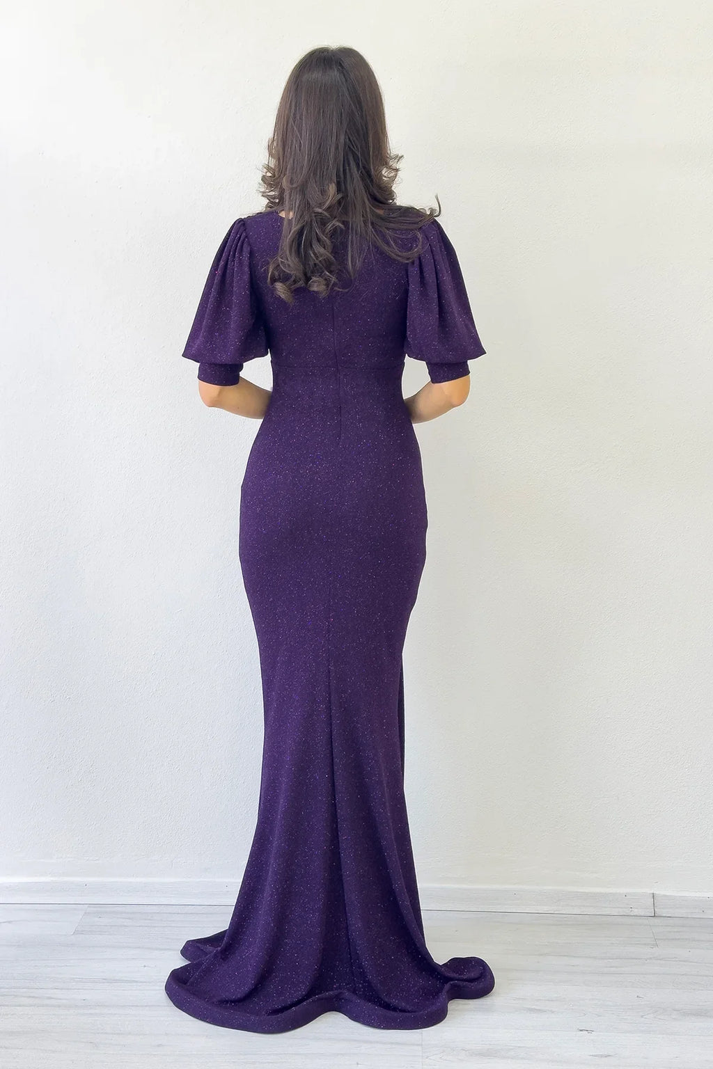 Mor Balon Kol Simli Drapeli Volan Detay Balık Abiye Elbise