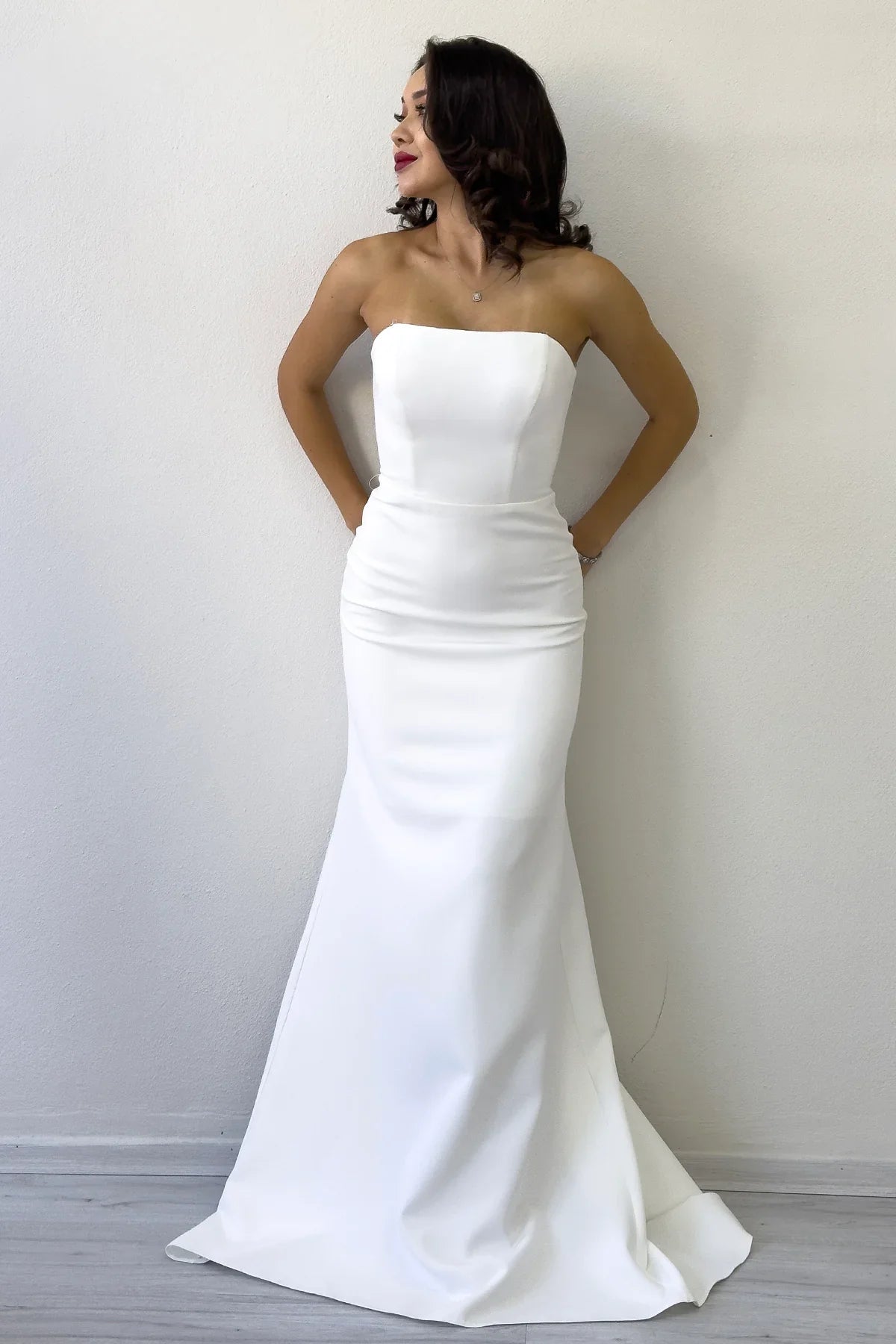 Kadın Beyaz Şal Yaka Detay Straplez Balık Nikah Abiye 