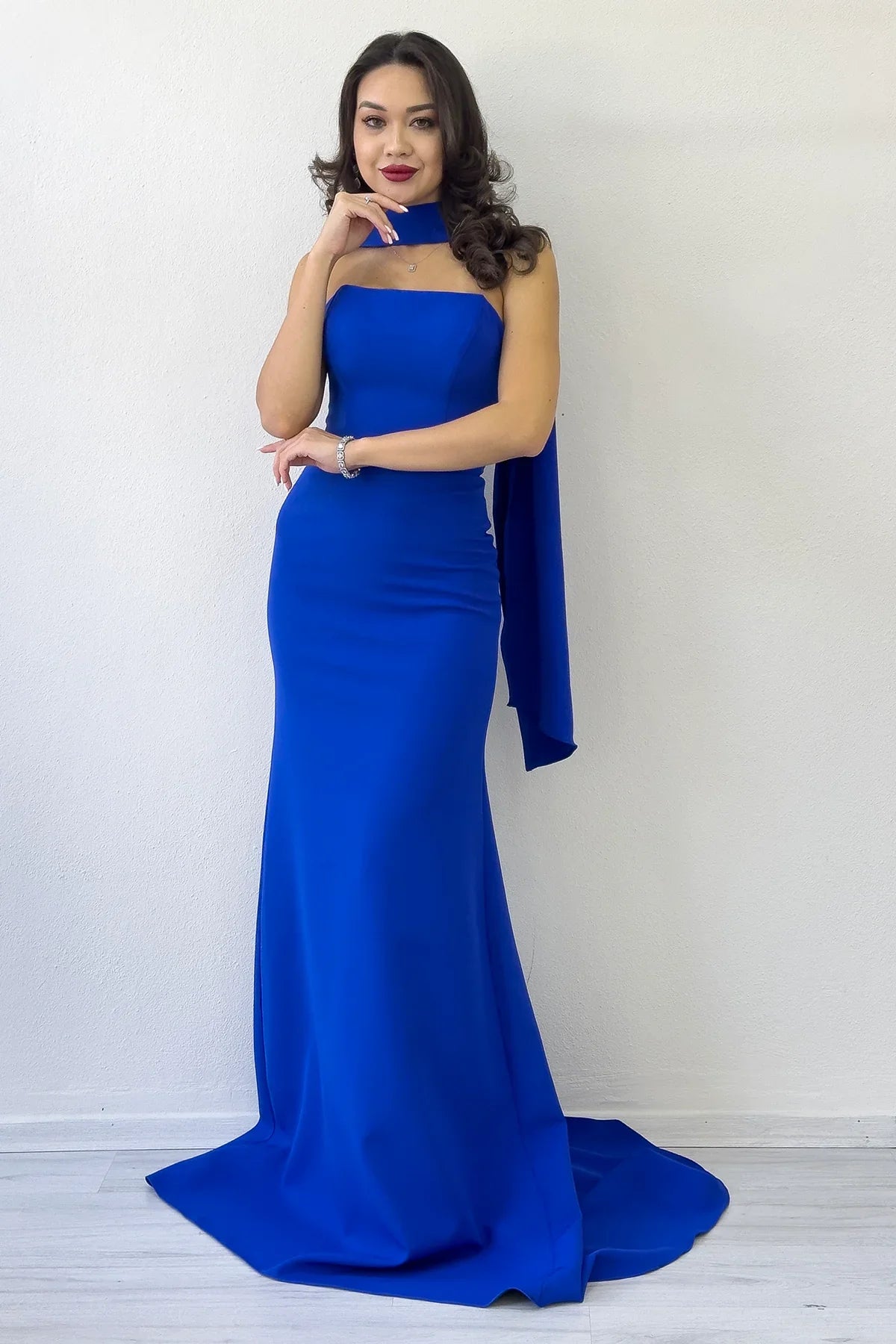 Kadın Saks Mavi Şal Yaka Detay Straplez Balık Abiye Elbise