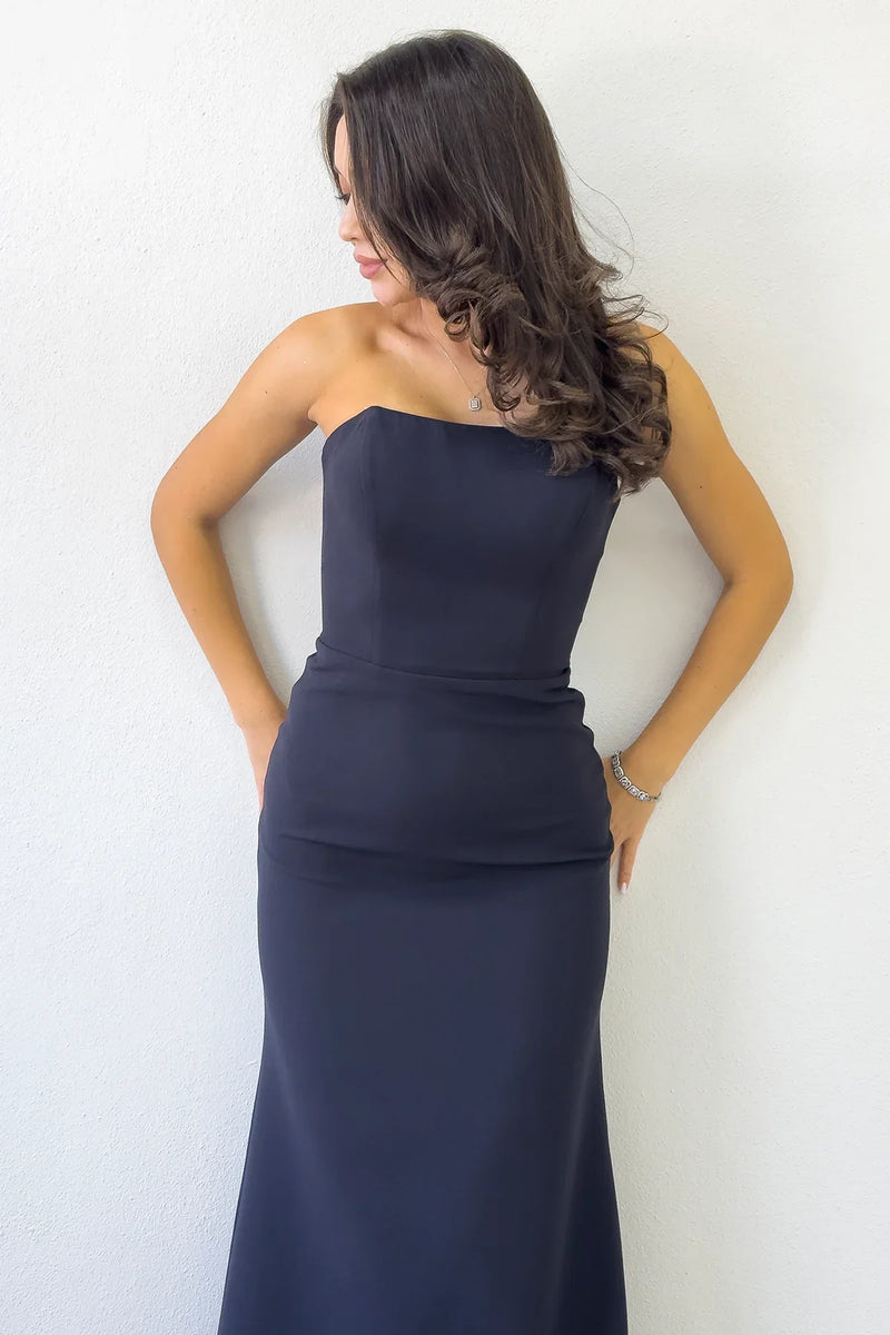 Kadın Siyah Şal Yaka Detay Straplez Balık Abiye Elbise