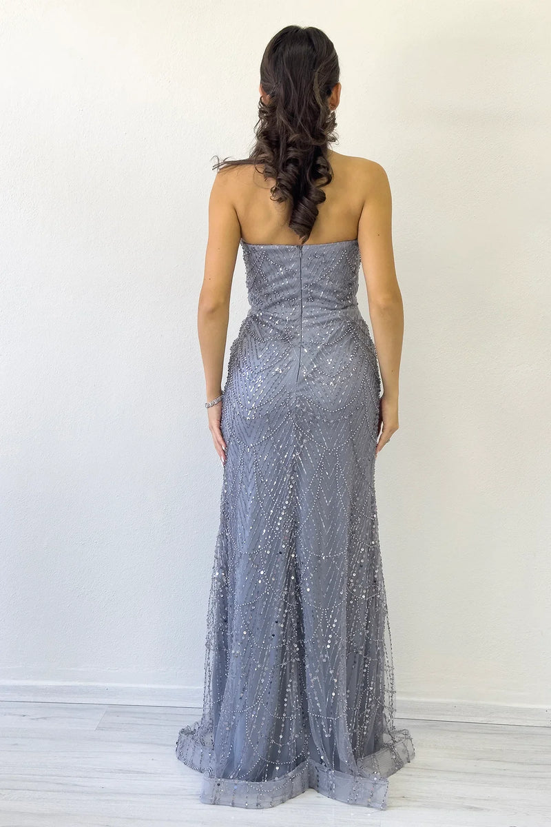 Kadın Gri Straplez Payet İşlemeli Uzun Abiye Elbise 