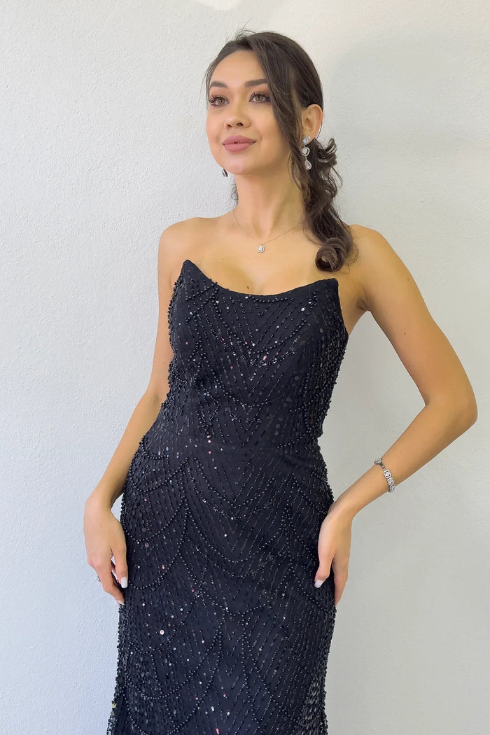 Kadın Siyah Straplez Payet İşlemeli Uzun Abiye Elbise