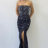 Kadın Siyah Straplez Taş işlemeli Yırtmaçlı Abiye Elbise