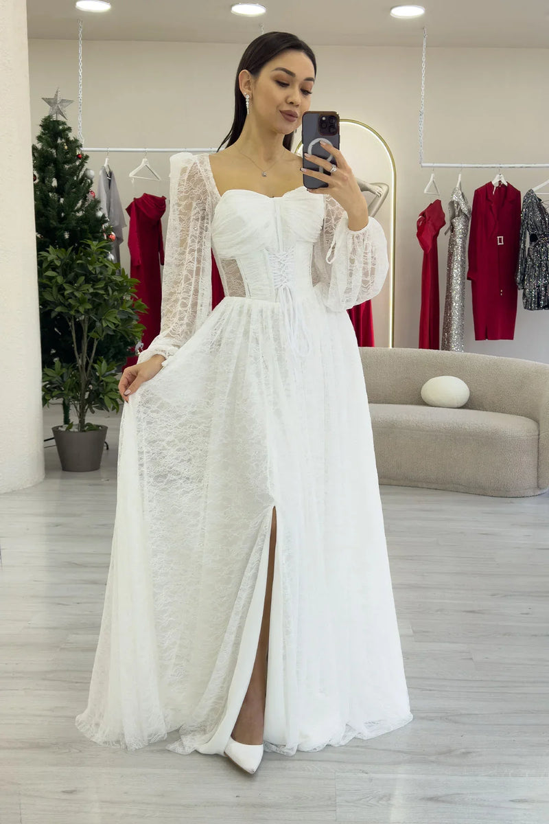 Beyaz Dantel Kumaş Korse Detaylı Uzun Yırtmaçlı Abiye Elbise