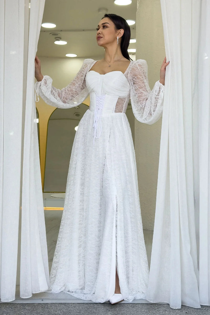 Beyaz Dantel Kumaş Korse Detaylı Uzun Yırtmaçlı Abiye Elbise